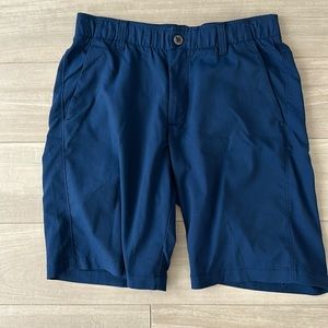 Men’s under Armour golf shorts